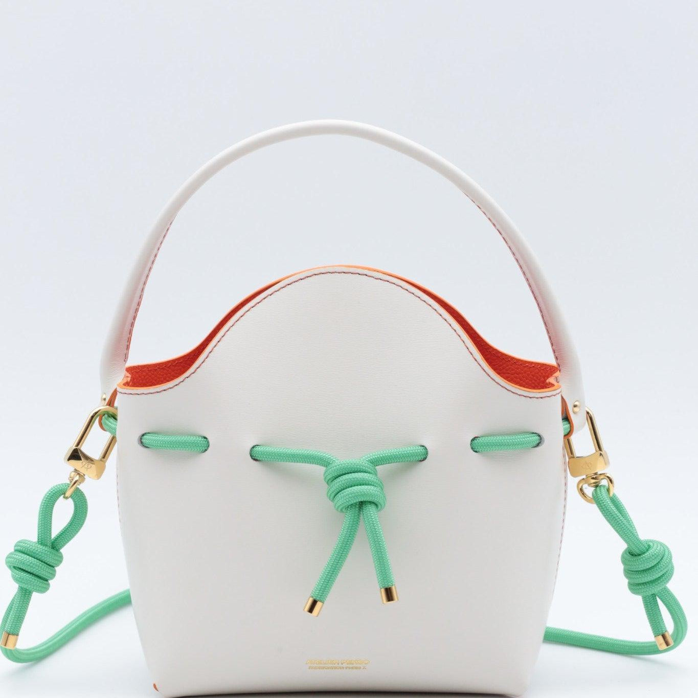 mini-bucket-mini-sac-seau-en-cuir?variant=53821156032857
